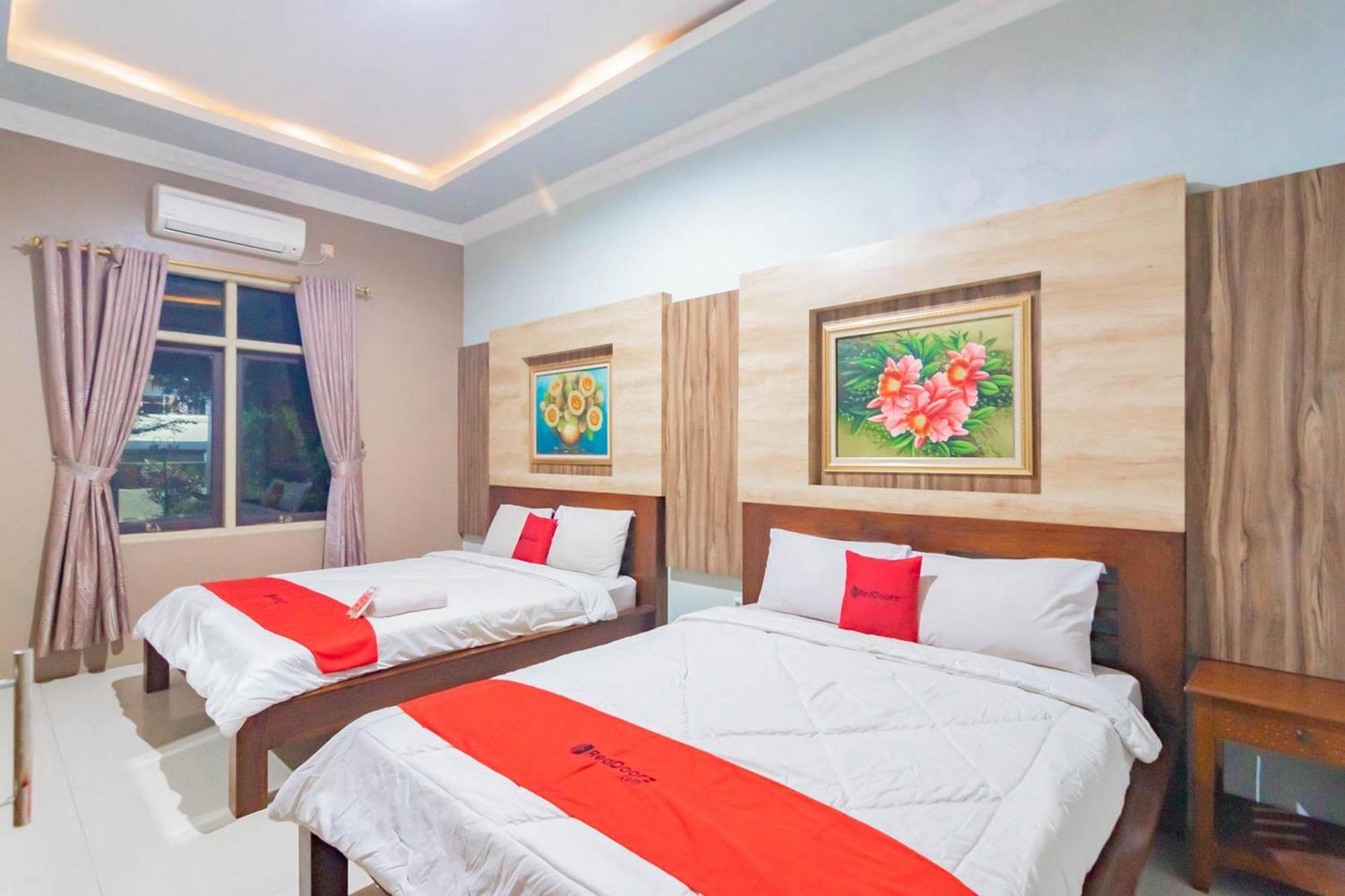 Reddoorz Resort Premium @ Sangkan Hurip Kuningan Buitenkant foto