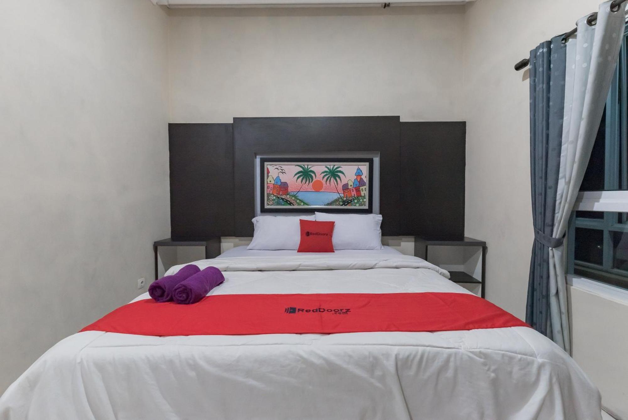 Reddoorz Resort Premium @ Sangkan Hurip Kuningan Buitenkant foto