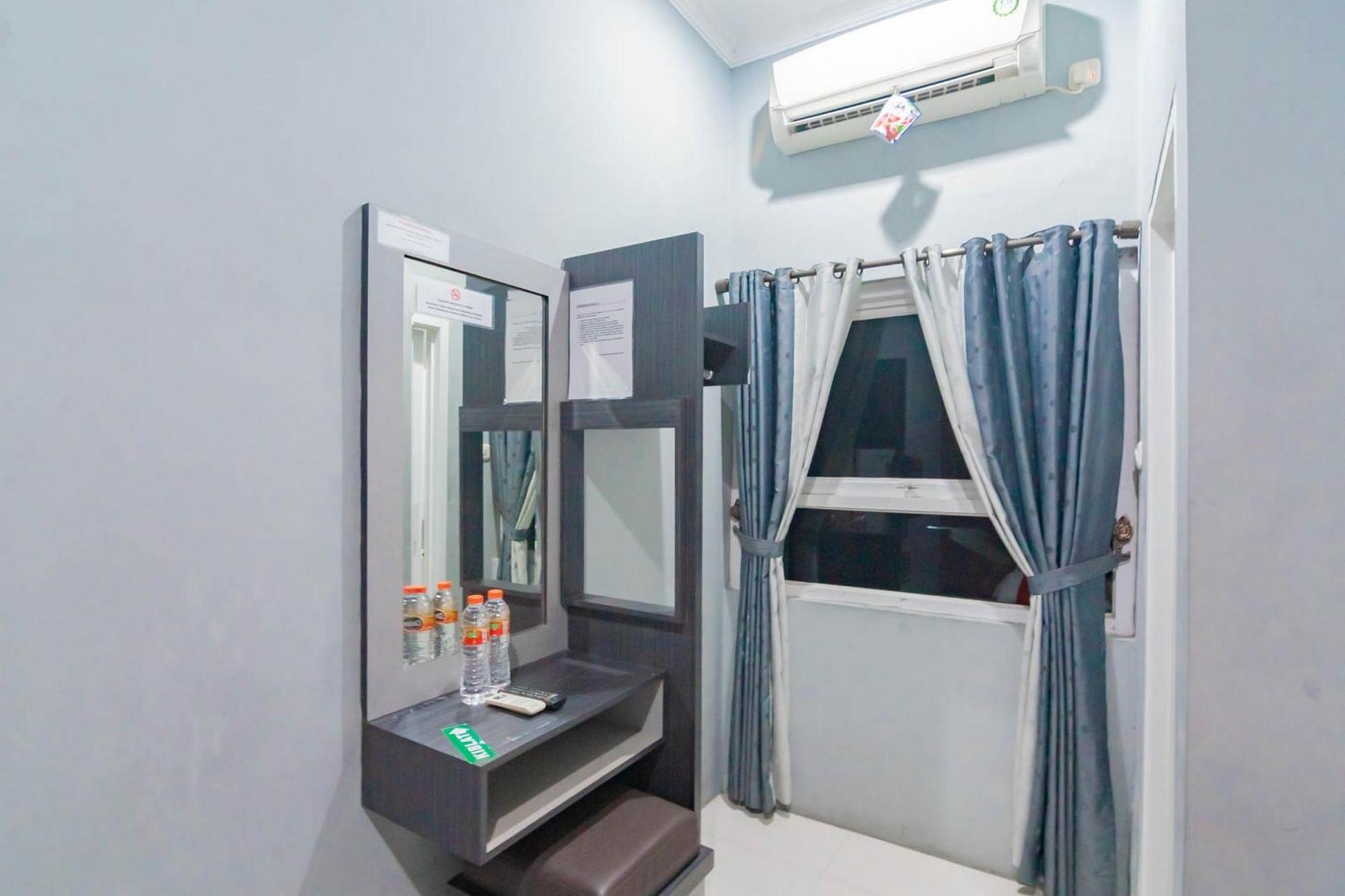 Reddoorz Resort Premium @ Sangkan Hurip Kuningan Buitenkant foto